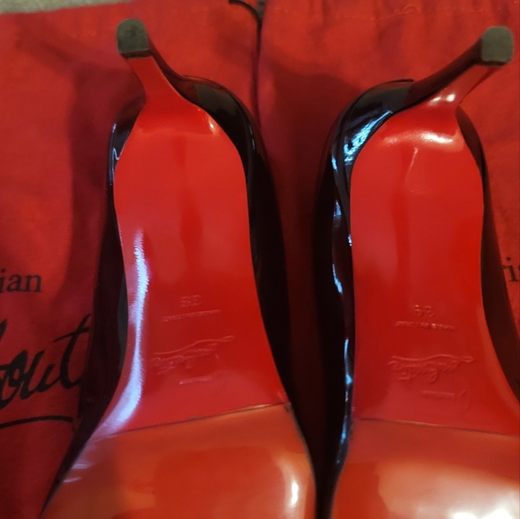 Louboutin black 85mm Pigalle patent leather pumps - Picture 3 of 8